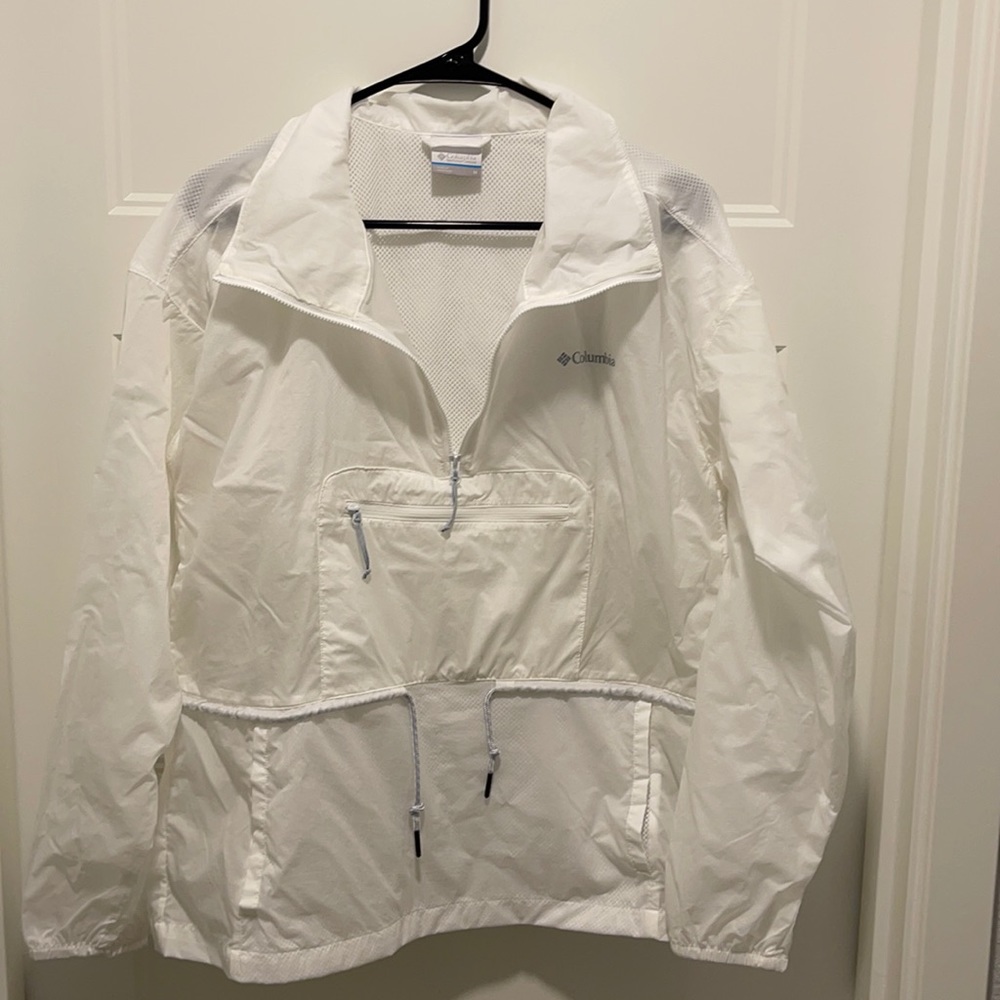 Women’s Lightweight Columbia Jacket